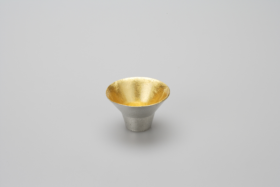 51125_SakeCup_KIKI_1_gold