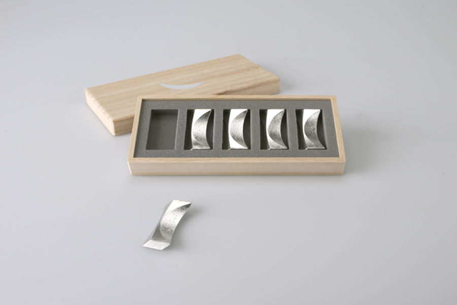 501710_Chopstick Rest – moon – set of 5