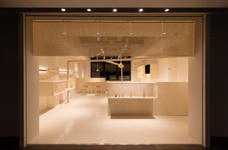 KITTE丸の内店 | 直営店 | 株式会社 能作